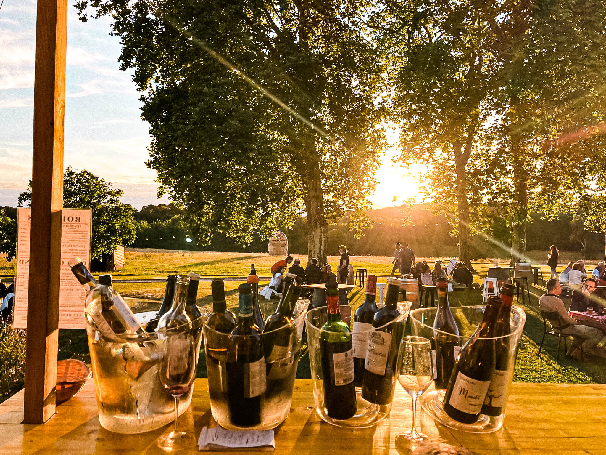 GUINGUETTE ENTRE DEUX MERS CHATEAU BORDEAUX