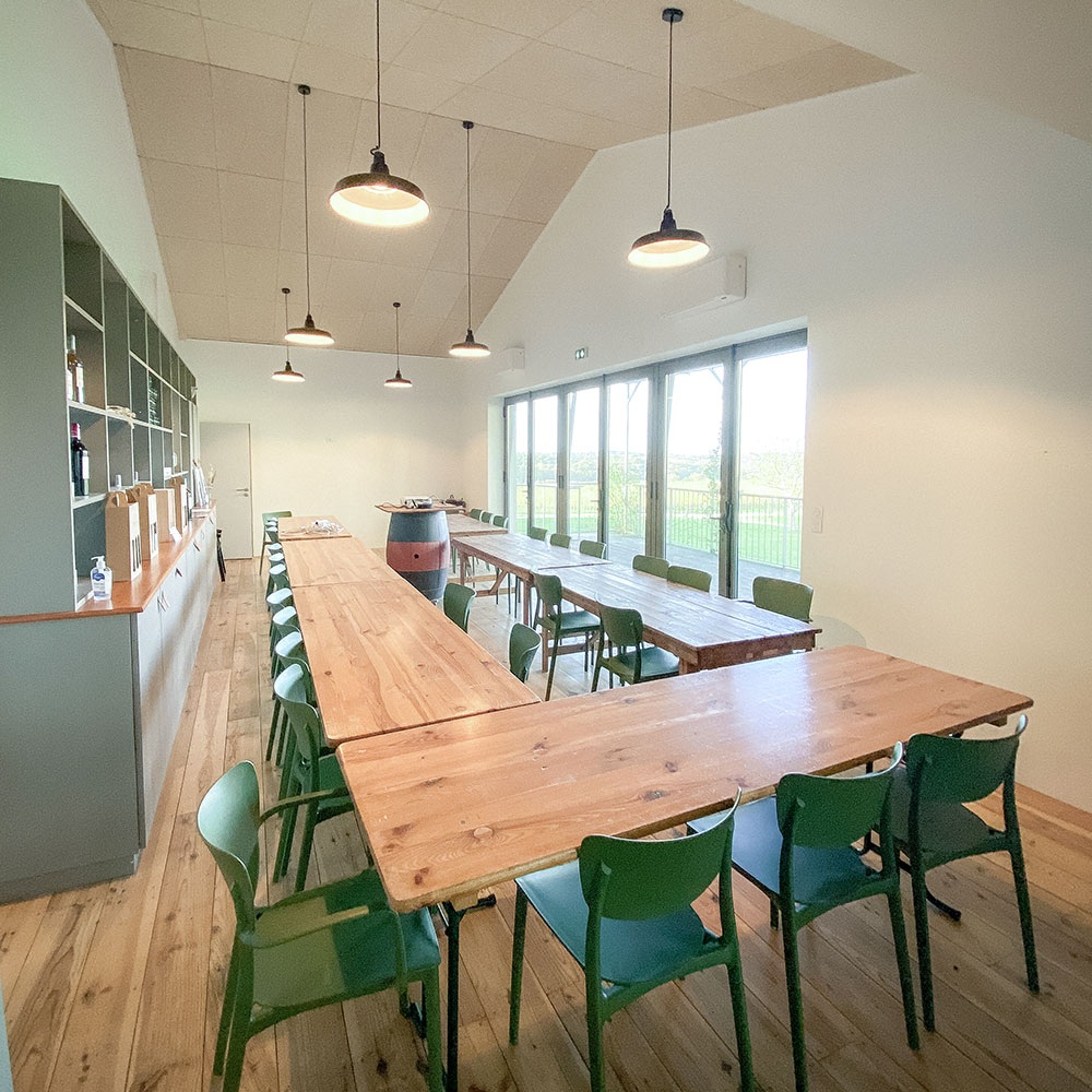 salle de séminaire bordeaux dans un domaine viticole au château le grand verdus